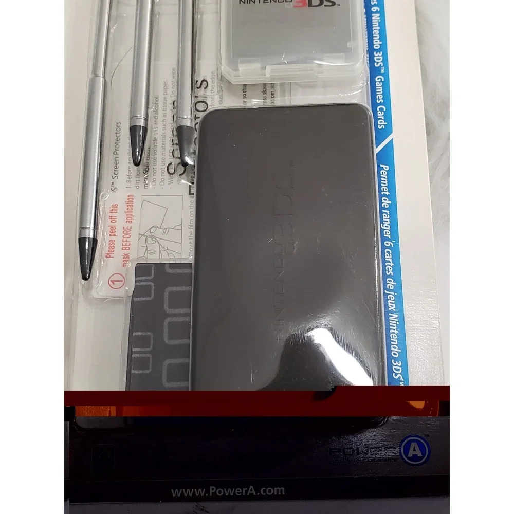 Nintendo 3DS Power a Stylus Kit 3 Original Stylus, Clean and Protect